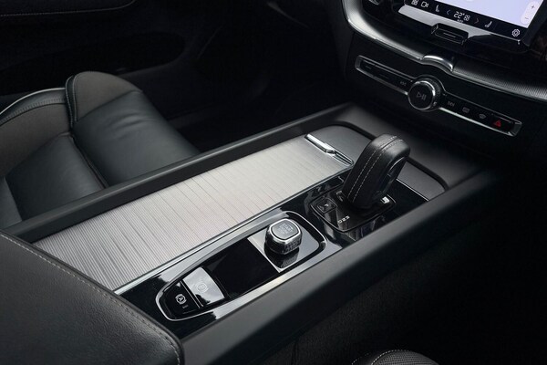 Used Volvo XC60 2021 for sale - 75609310: Photo 42