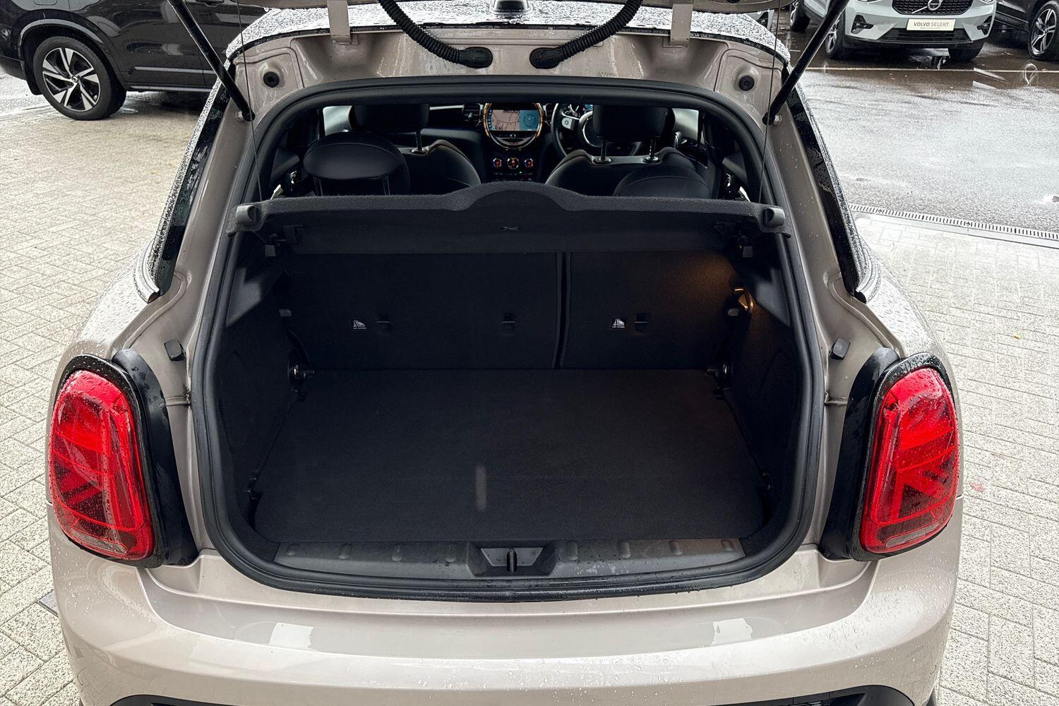 Used MINI Hatch 2022 for sale - 76337303: Photo 19