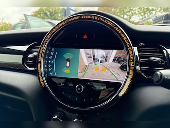 Used MINI Hatch 2022 for sale - 76337303: Photo