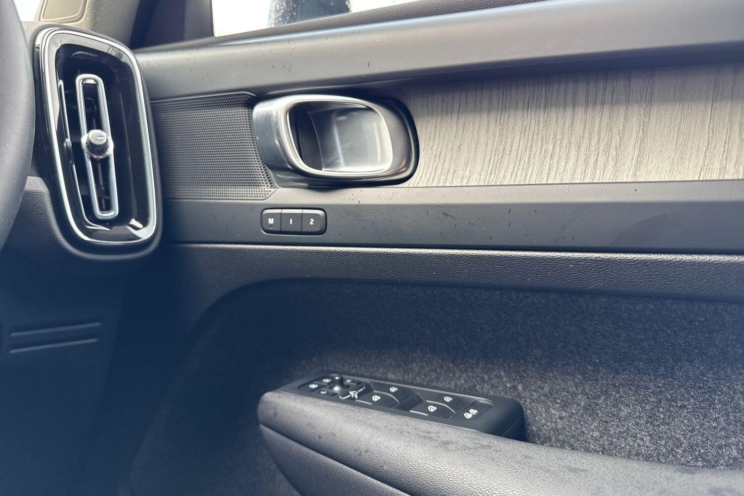 Used Volvo XC40 2022 for sale - 77510858: Photo 40