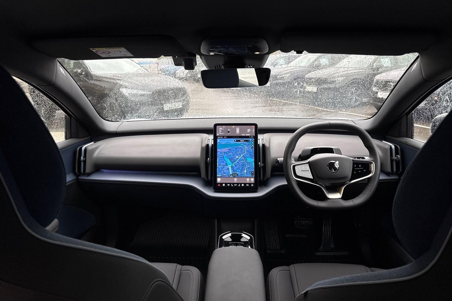 Used Volvo EX30 2025 for sale - 76597024: Photo 3