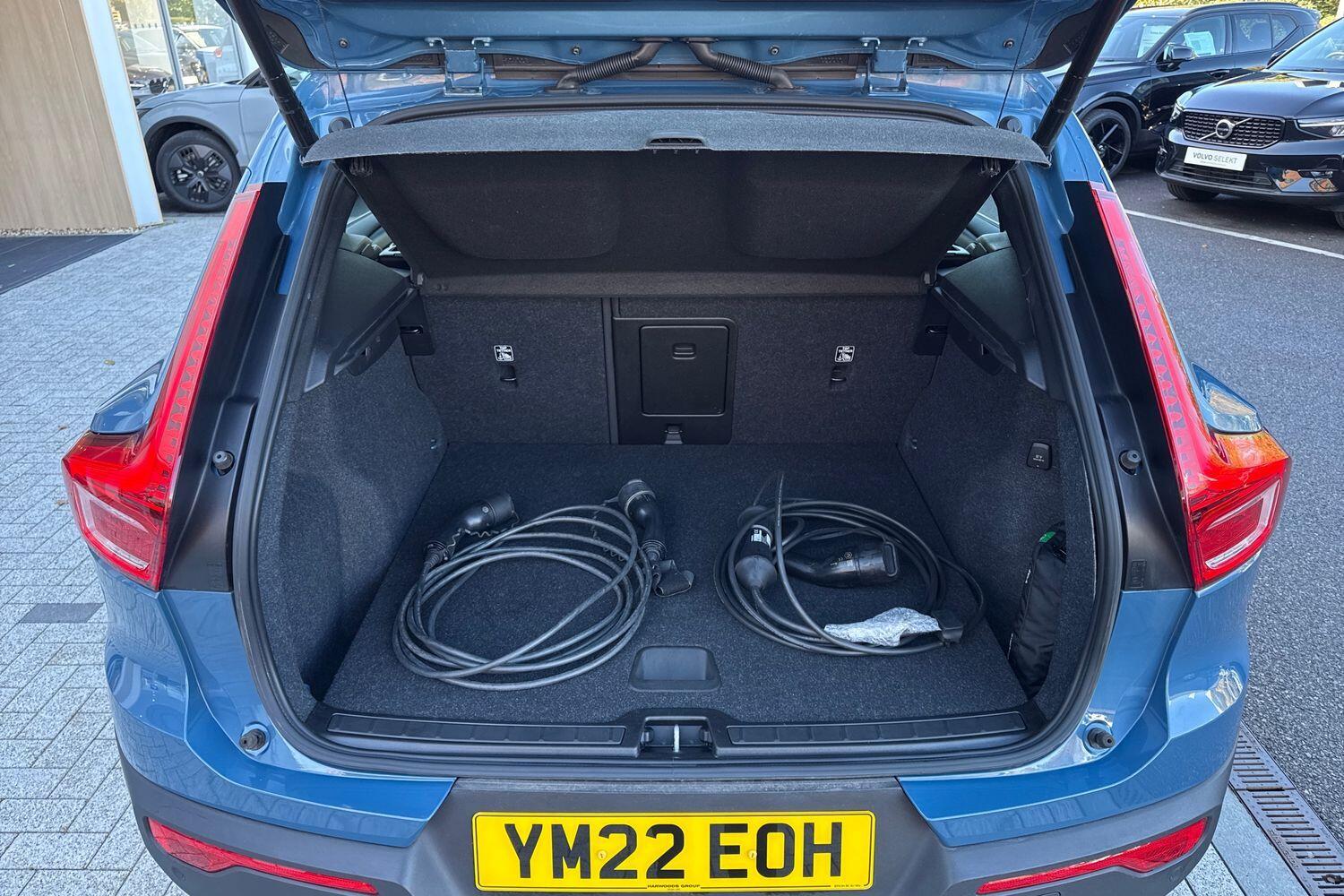Used Volvo XC40 2022 for sale - 76370459: Photo 20