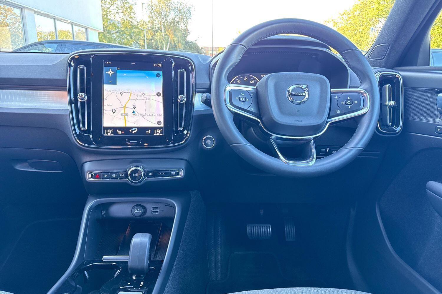 Used Volvo XC40 2022 for sale - 76370459: Photo 33