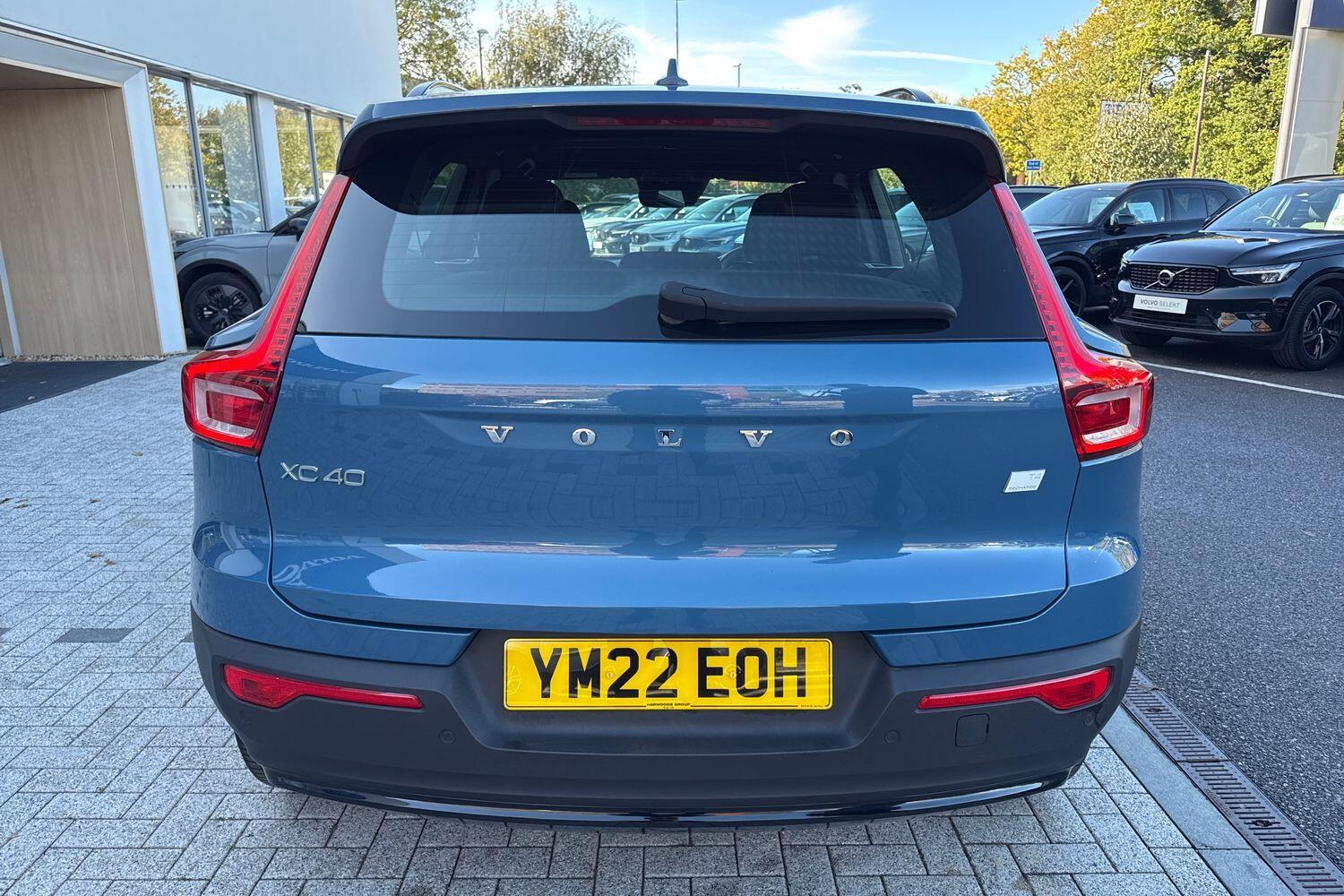 Used Volvo XC40 2022 for sale - 76370459: Photo 9