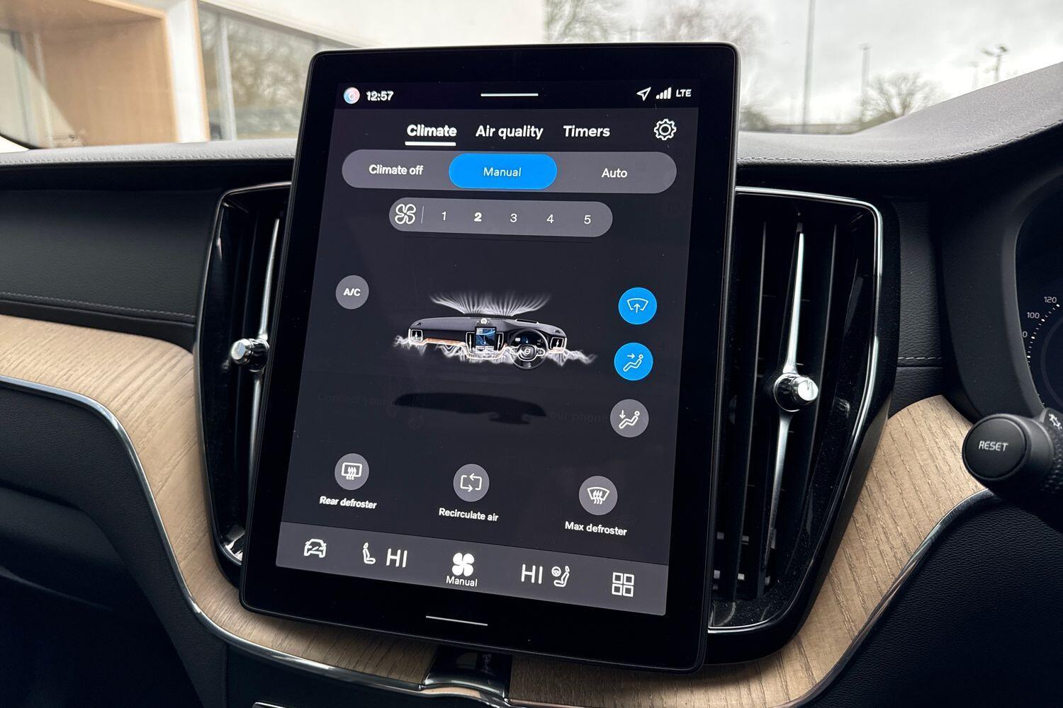 Used Volvo XC60 2025 for sale - 77710471: Photo 39