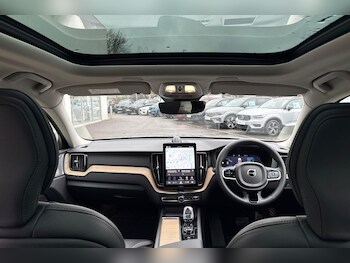 Used Volvo XC60 2025 for sale - 77710471: Photo