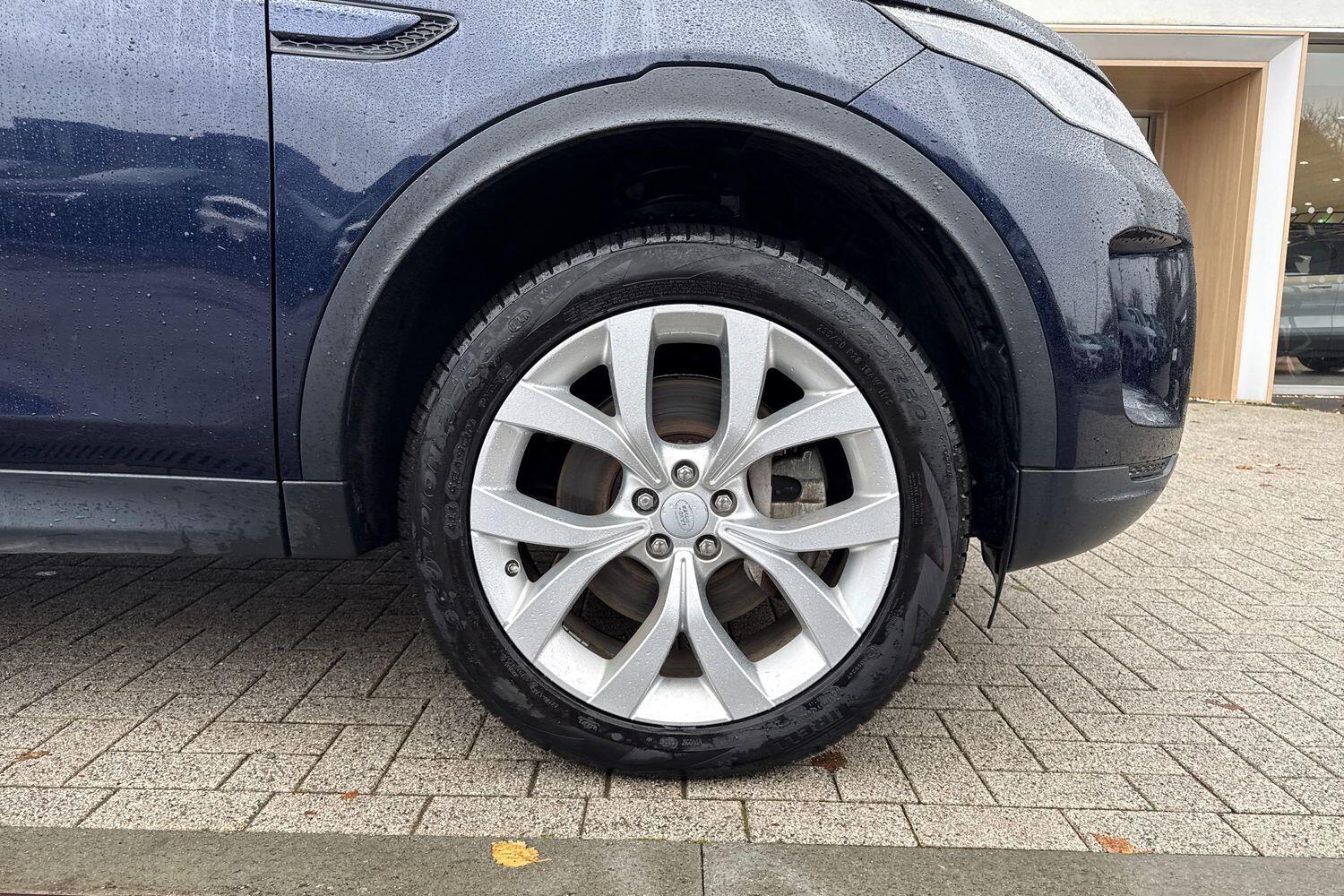 Used Land Rover Discovery Sport 2021 for sale - 76781287: Photo 14