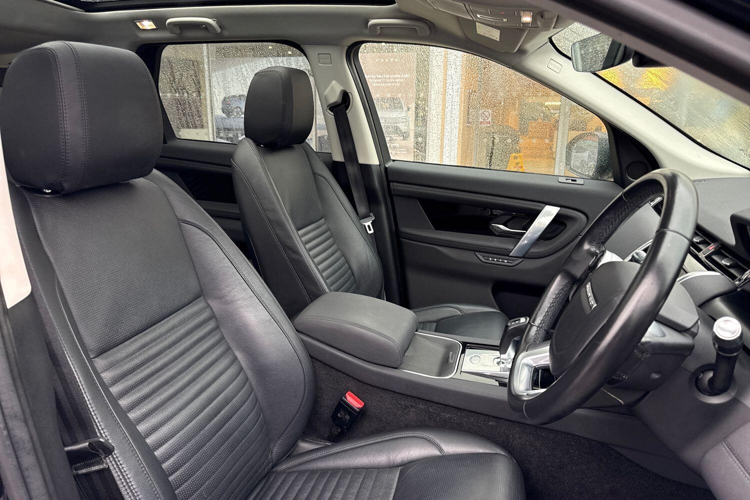 Used Land Rover Discovery Sport 2021 for sale - 76781287: Photo 27