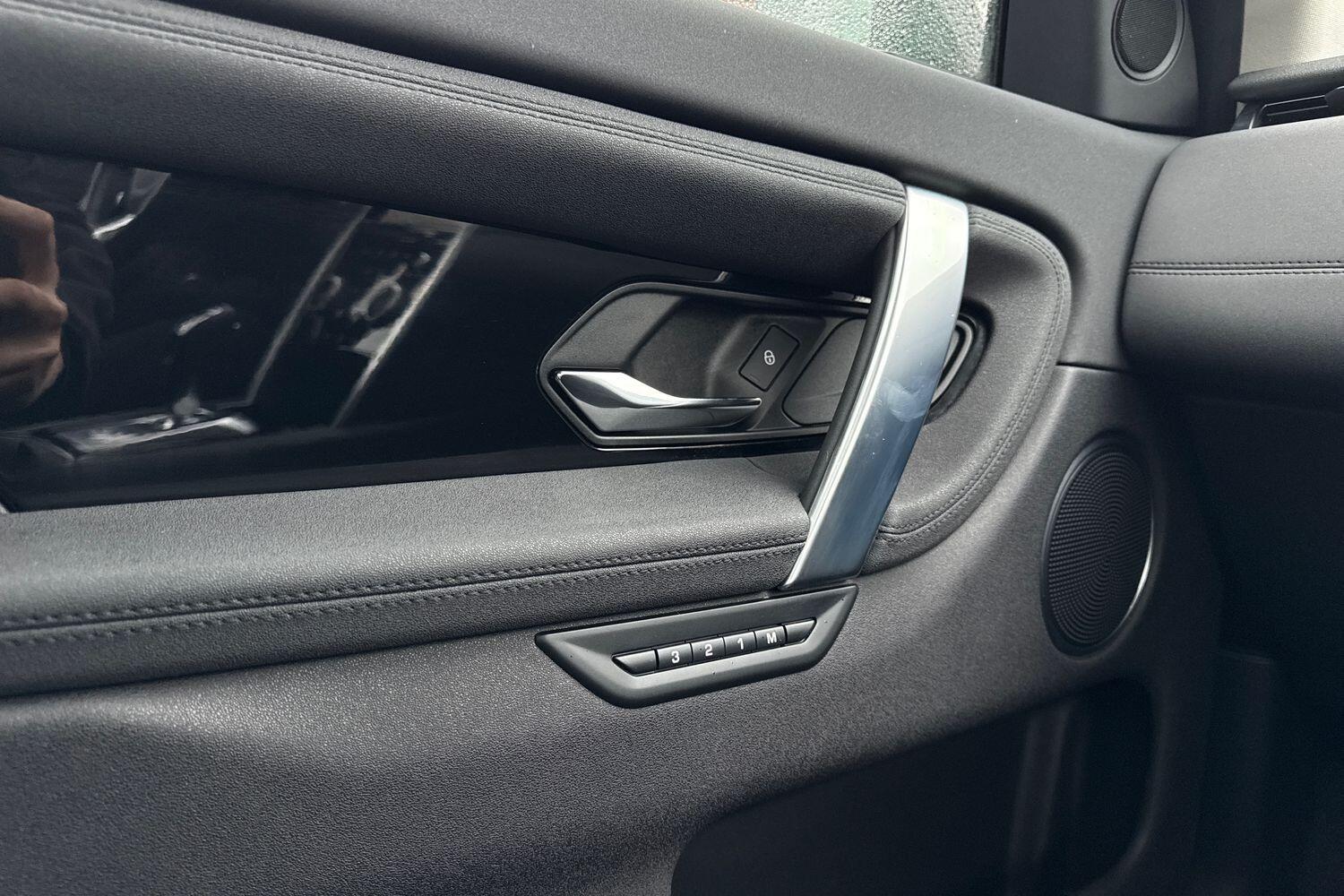 Used Land Rover Discovery Sport 2021 for sale - 76781287: Photo 44