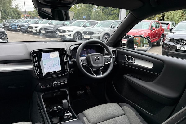 Used Volvo XC40 2024 for sale - 75687799: Photo 33