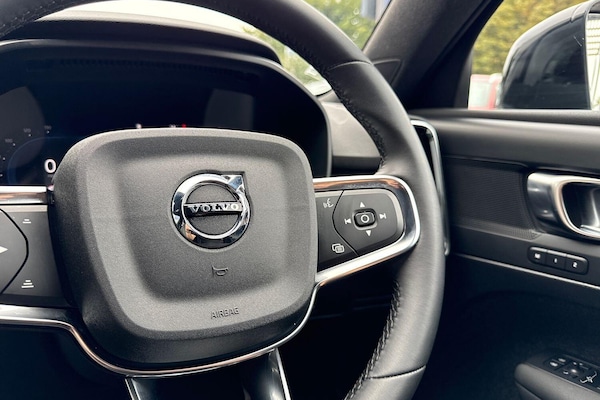 Used Volvo XC40 2024 for sale - 75687799: Photo 37