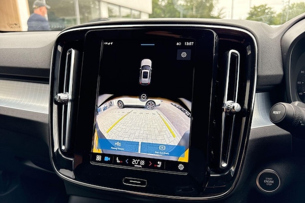 Used Volvo XC40 2024 for sale - 75687799: Photo 39