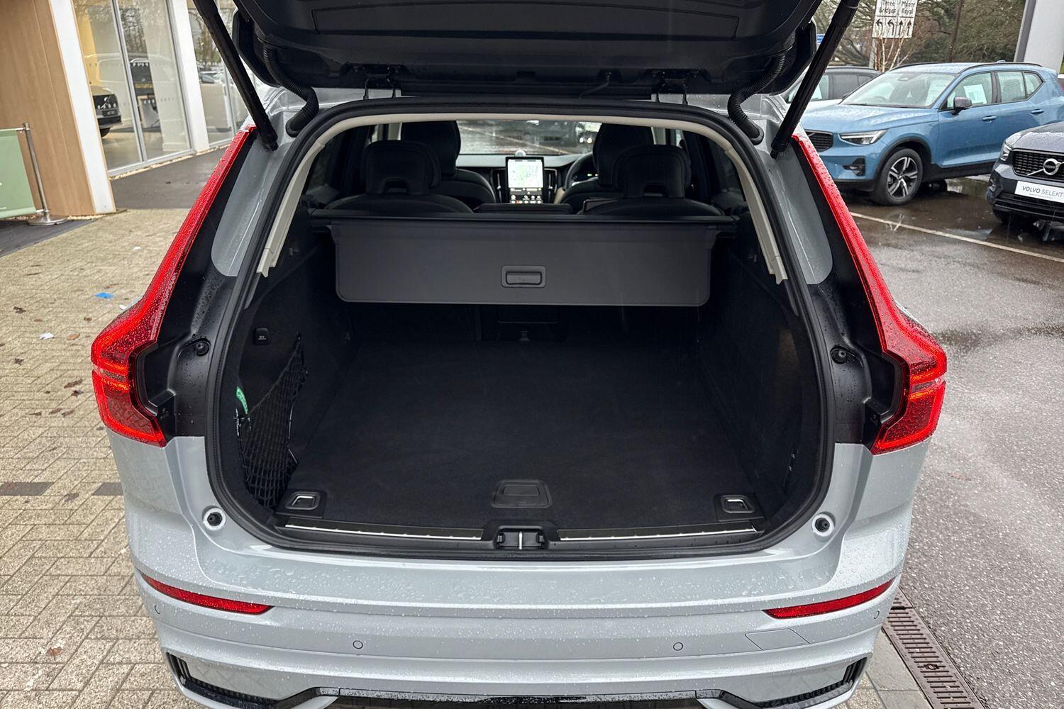 Used Volvo XC60 2025 for sale - 77305094: Photo 20