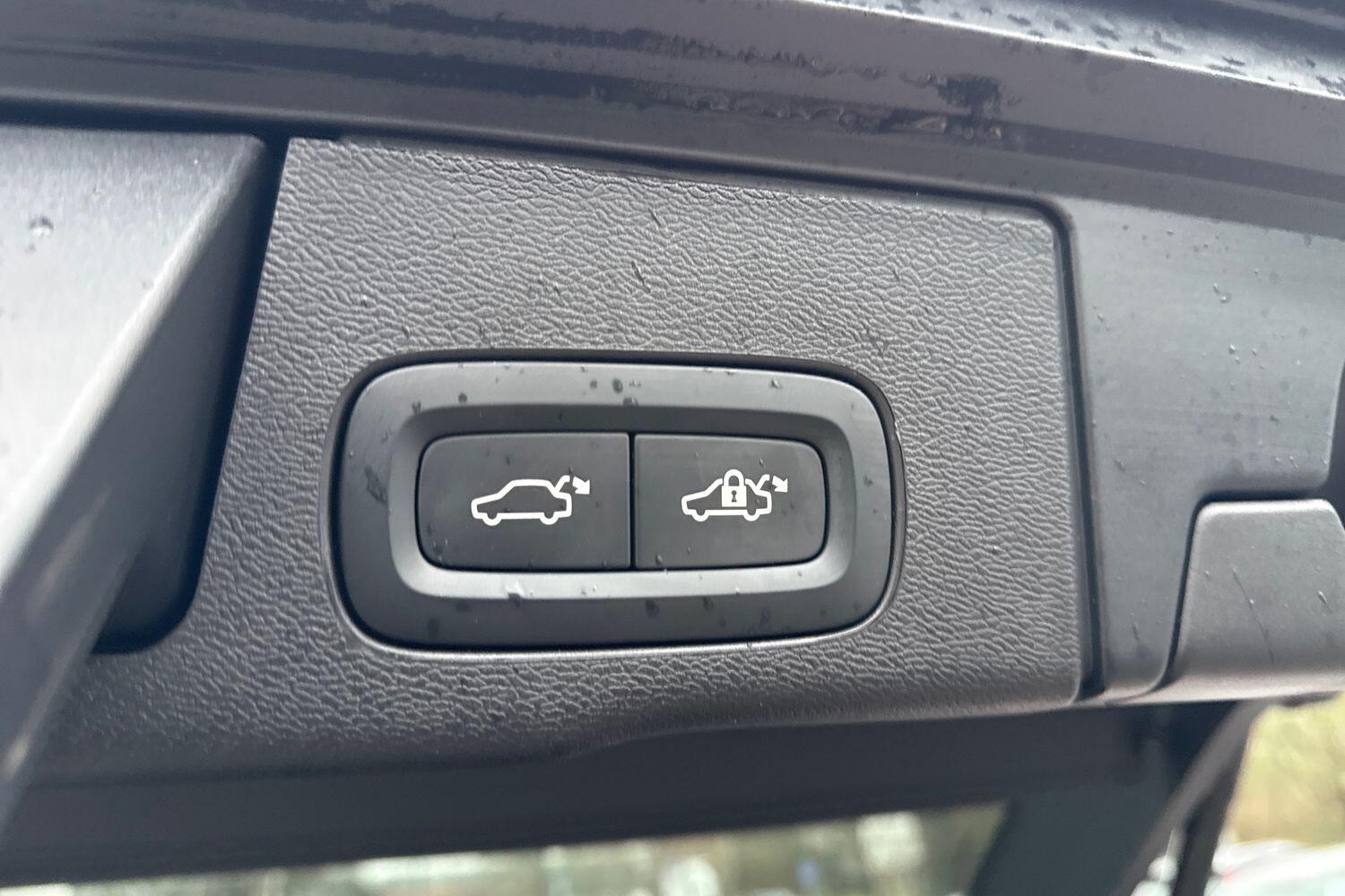 Used Volvo XC60 2025 for sale - 77305094: Photo 21