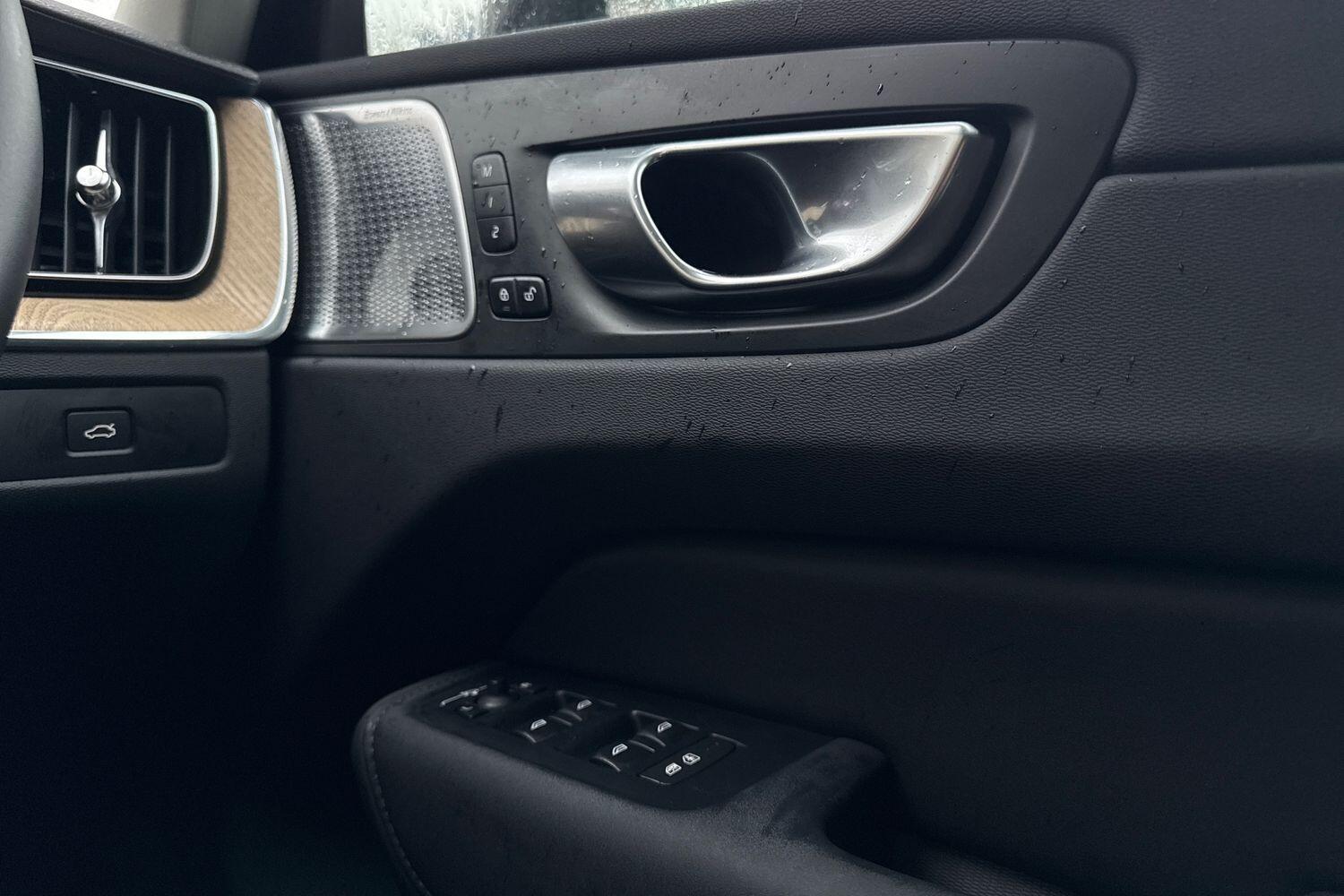 Used Volvo XC60 2025 for sale - 77305094: Photo 41