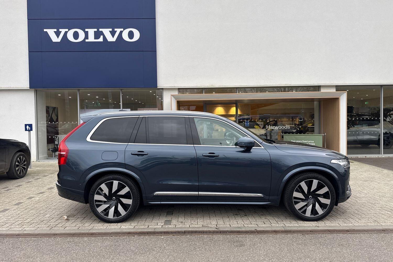 Used Volvo XC90 2023 for sale - 77066767: Photo 2