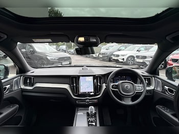 Used Volvo XC60 2024 for sale - 75781106: Photo