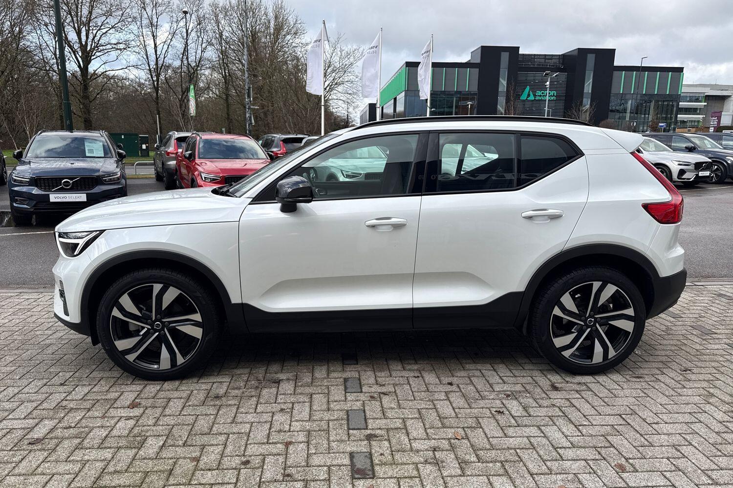 Used Volvo XC40 2025 for sale - 77305356: Photo 11