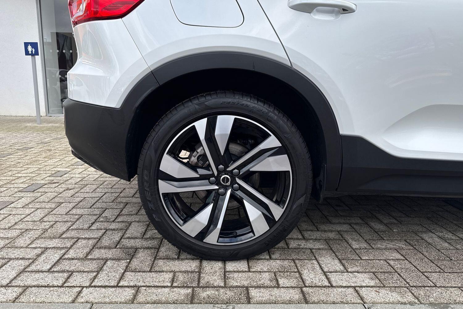 Used Volvo XC40 2025 for sale - 77305356: Photo 14