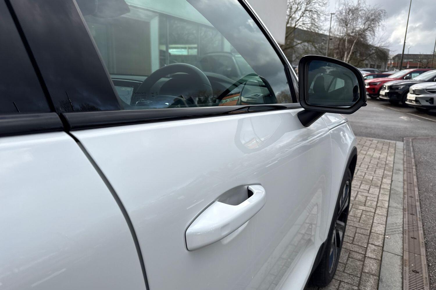 Used Volvo XC40 2025 for sale - 77305356: Photo 17