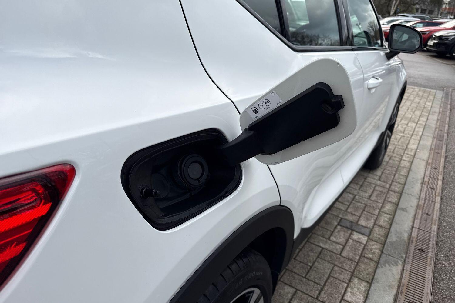 Used Volvo XC40 2025 for sale - 77305356: Photo 19