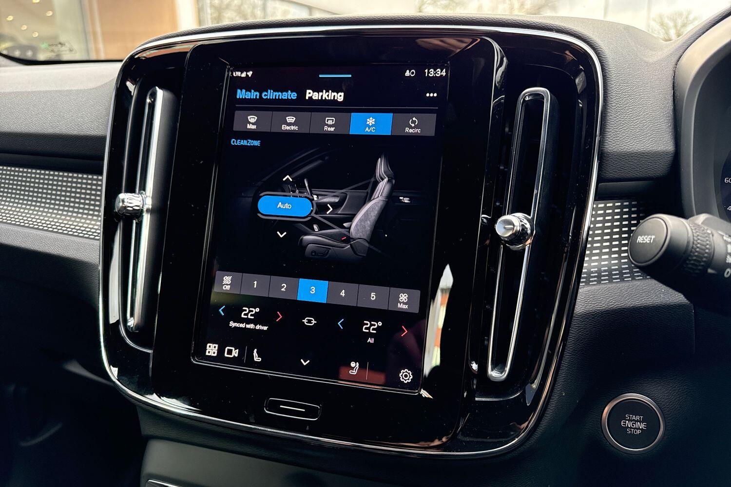 Used Volvo XC40 2025 for sale - 77305356: Photo 38