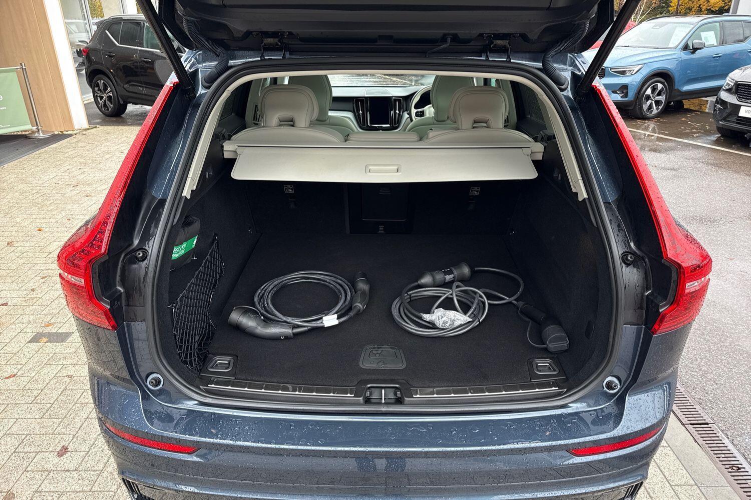 Used Volvo XC60 2024 for sale - 76823500: Photo 20