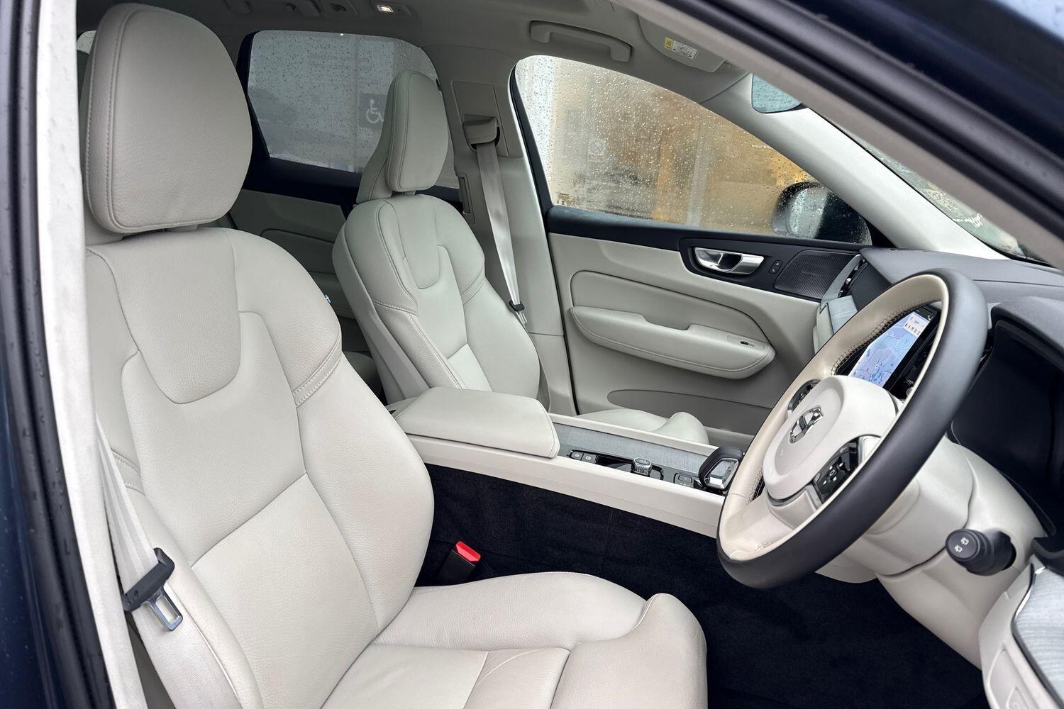 Used Volvo XC60 2024 for sale - 76823500: Photo 26