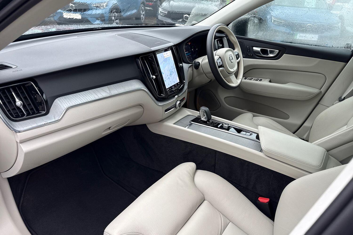 Used Volvo XC60 2024 for sale - 76823500: Photo 27