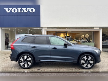 Used Volvo XC60 2024 for sale - 76823500: Photo