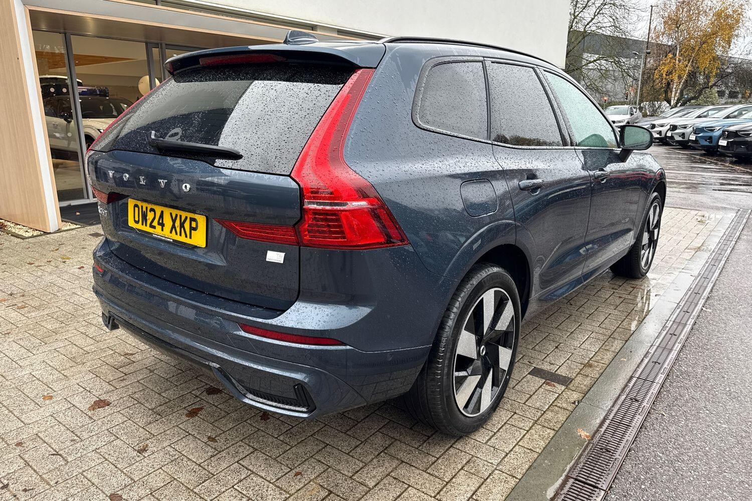 Used Volvo XC60 2024 for sale - 76823500: Photo 8