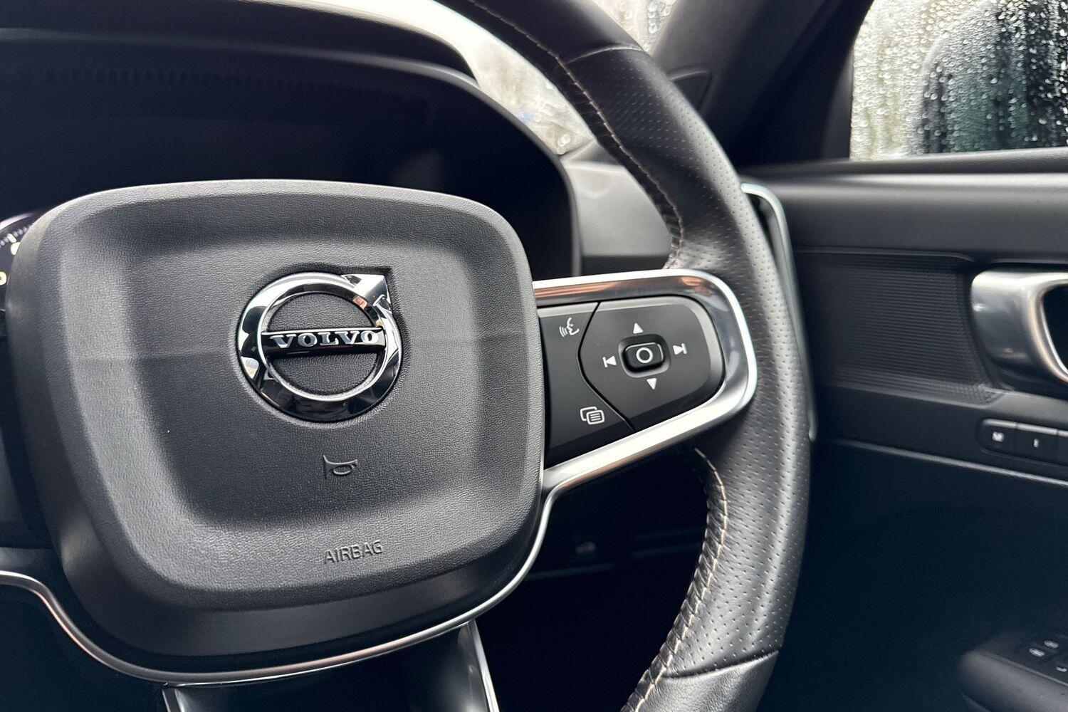 Used Volvo XC40 2019 for sale - 76997197: Photo 37