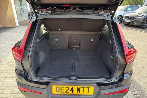 Used Volvo XC40 2024 for sale - 76306652: Photo 19