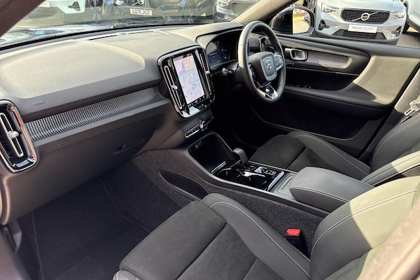 Used Volvo XC40 2024 for sale - 76306652: Photo 26