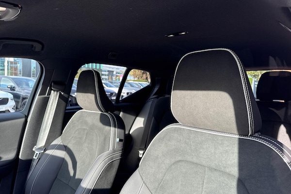 Used Volvo XC40 2024 for sale - 76306652: Photo 28