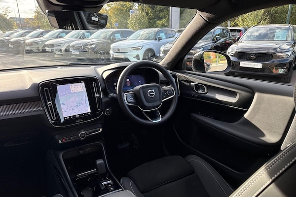 Used Volvo XC40 2024 for sale - 76306652: Photo 32