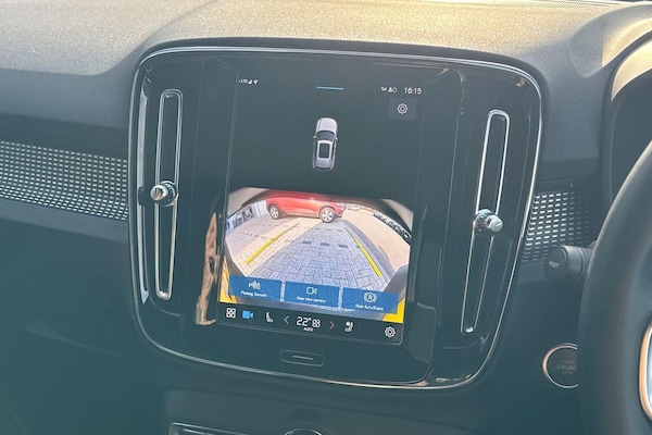 Used Volvo XC40 2024 for sale - 76306652: Photo 4