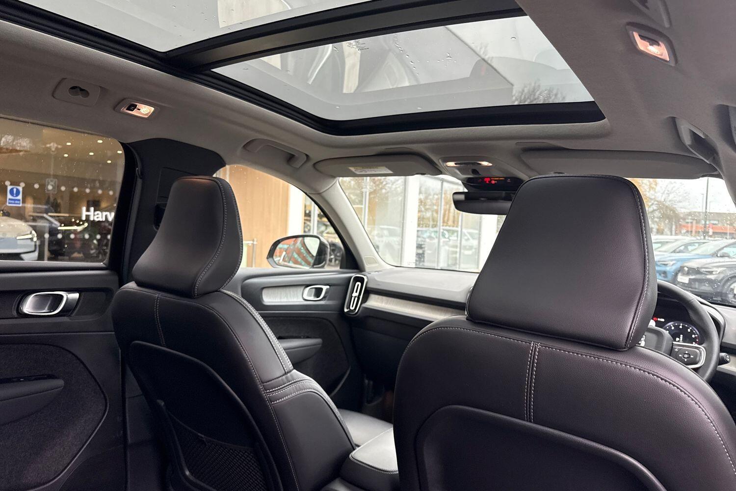 Used Volvo XC40 2022 for sale - 76886360: Photo 24