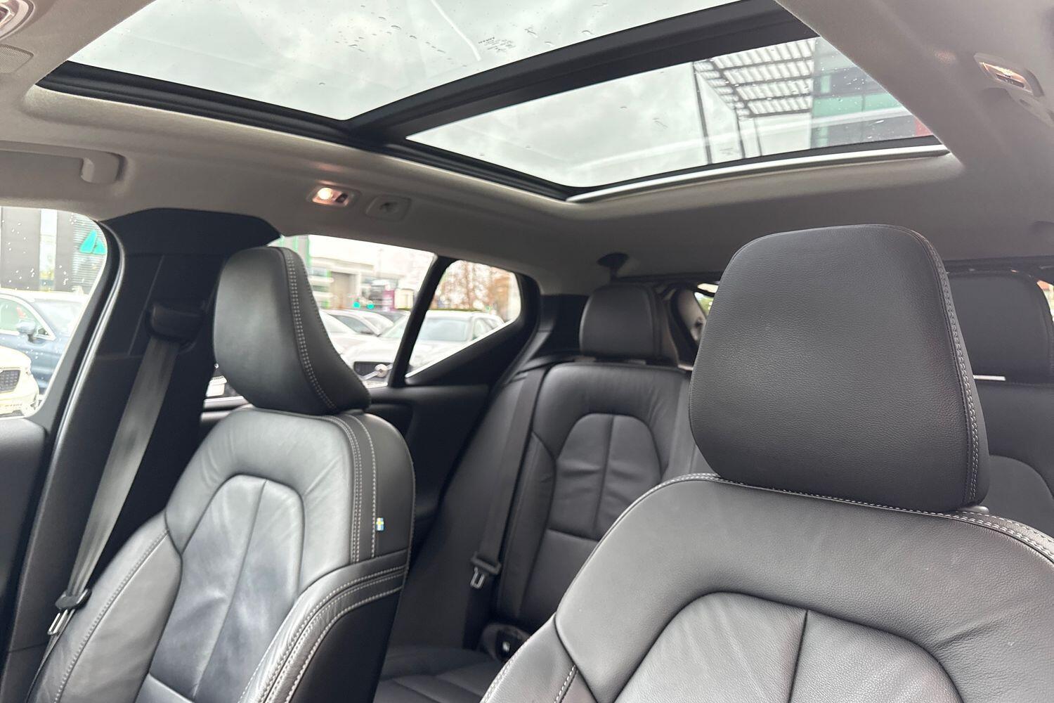 Used Volvo XC40 2022 for sale - 76886360: Photo 29