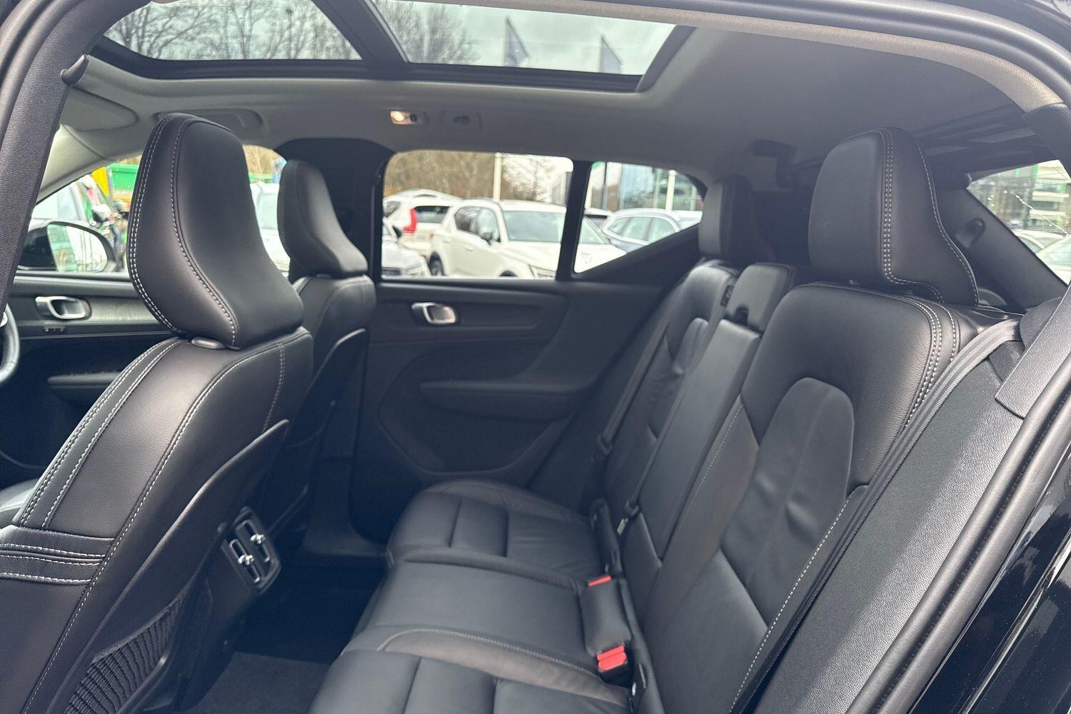 Used Volvo XC40 2022 for sale - 76886360: Photo 30