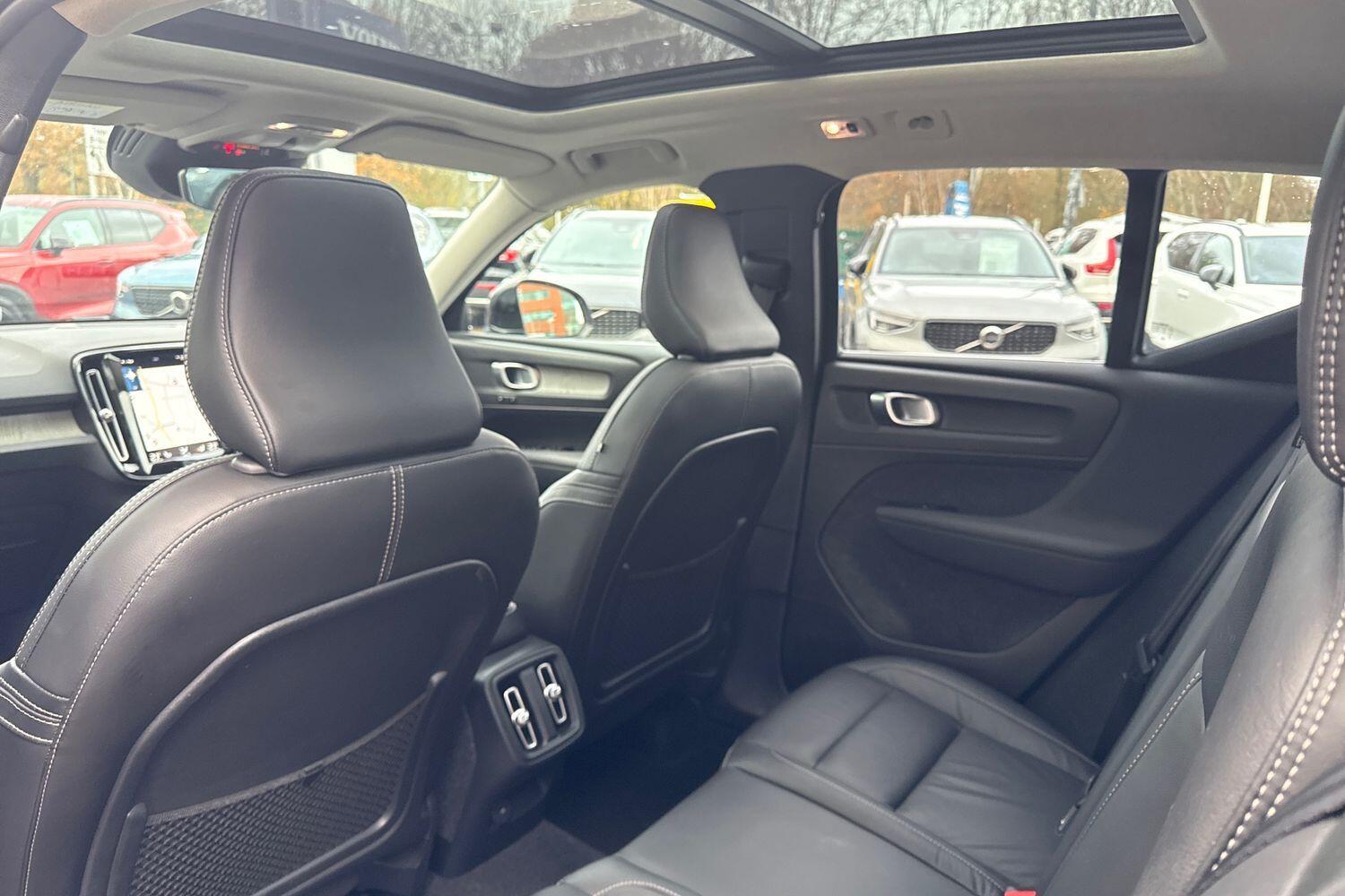 Used Volvo XC40 2022 for sale - 76886360: Photo 31