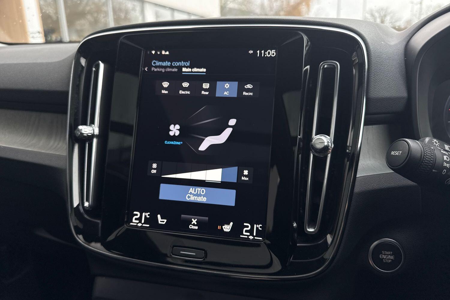 Used Volvo XC40 2022 for sale - 76886360: Photo 39