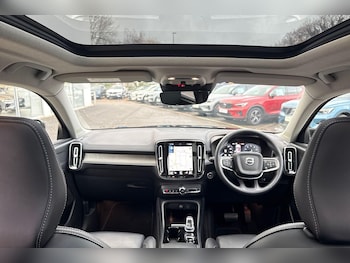 Used Volvo XC40 2022 for sale - 76886360: Photo