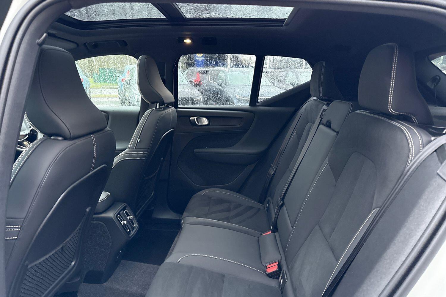 Used Volvo XC40 for sale - 77424823: Photo 30