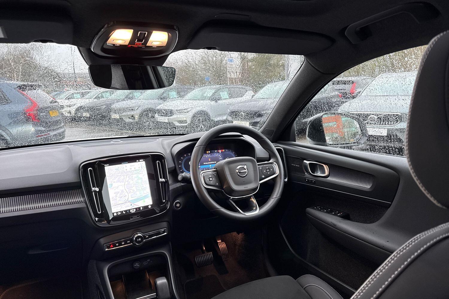 Used Volvo XC40 for sale - 77424823: Photo 33