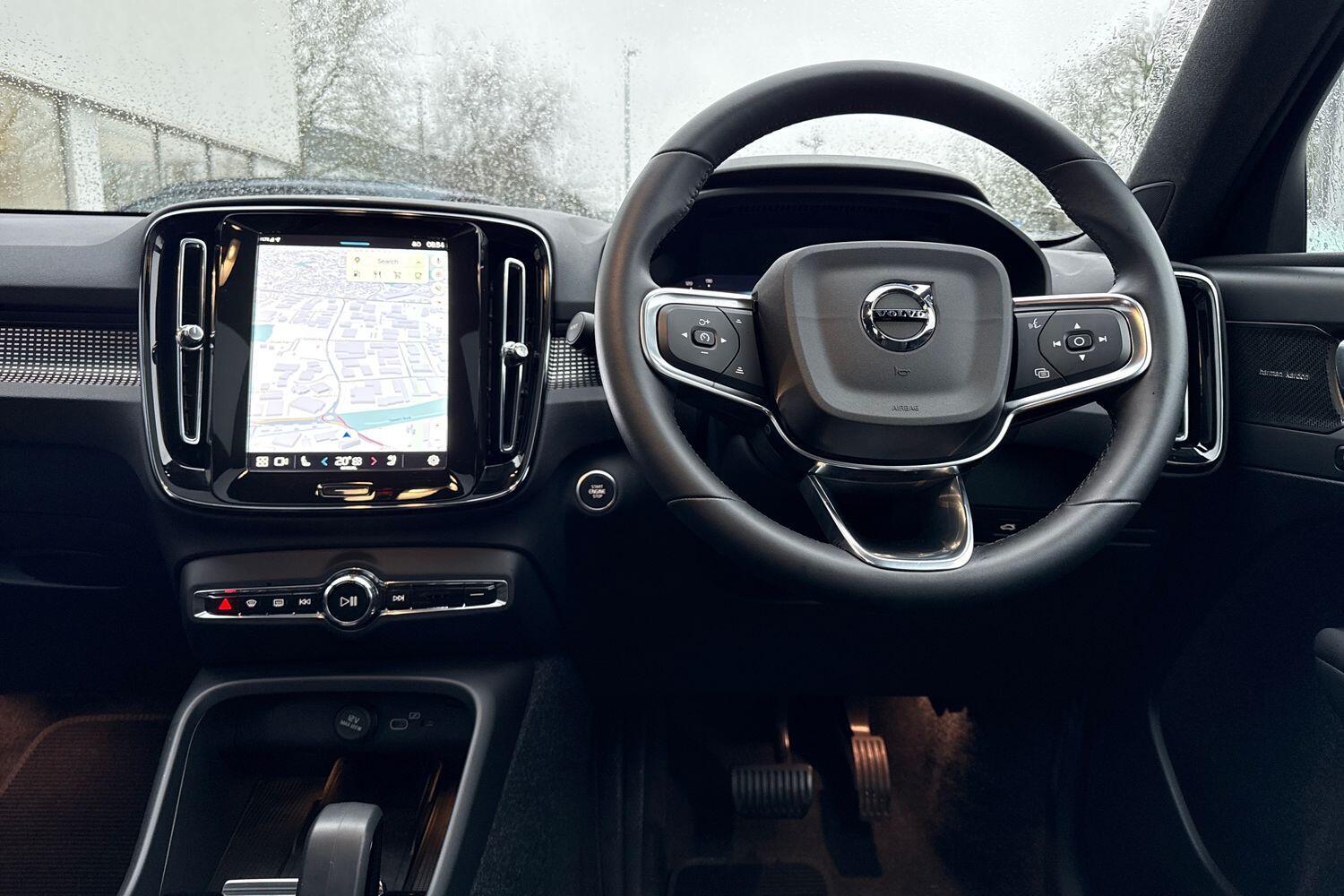 Used Volvo XC40 for sale - 77424823: Photo 34