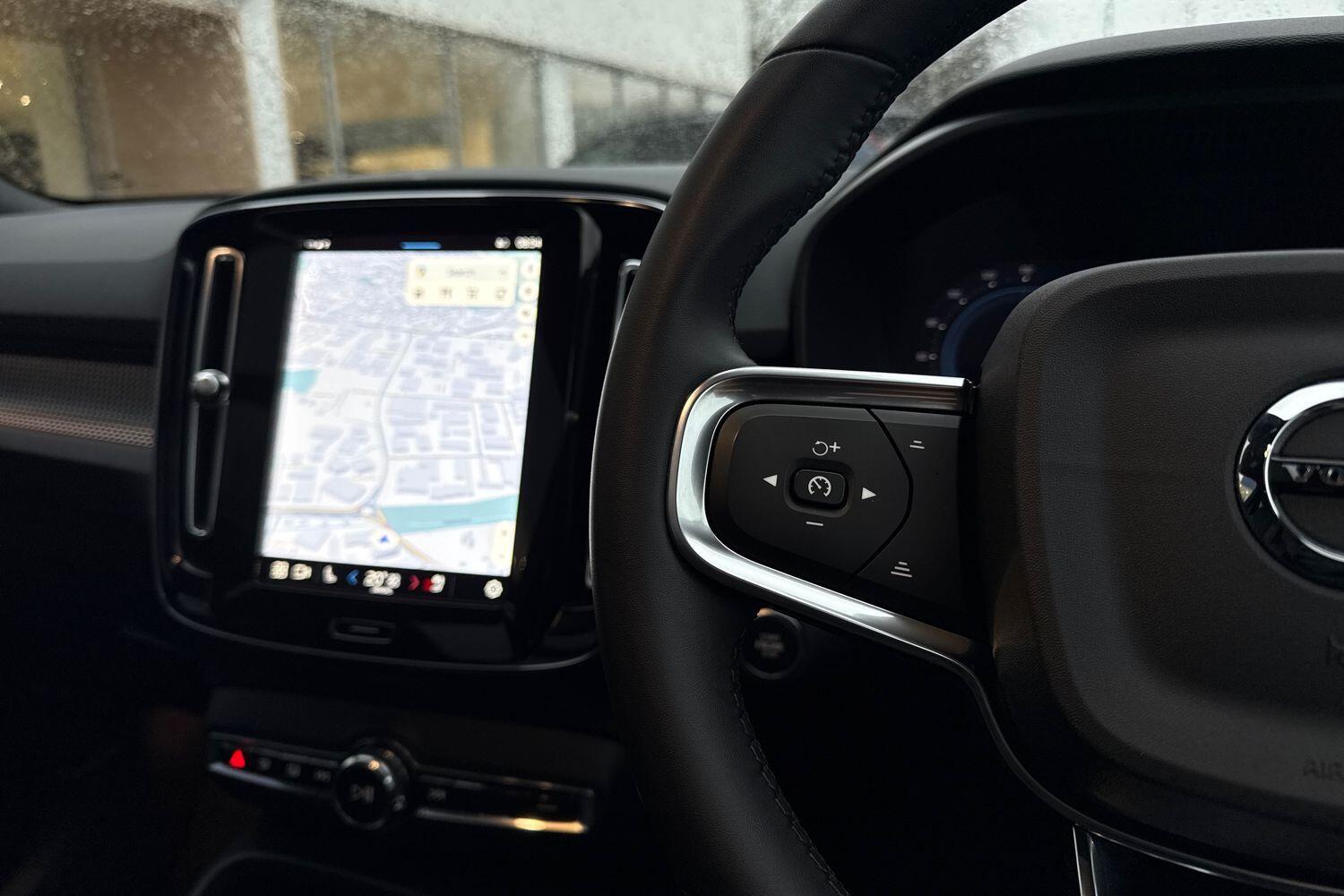 Used Volvo XC40 for sale - 77424823: Photo 36