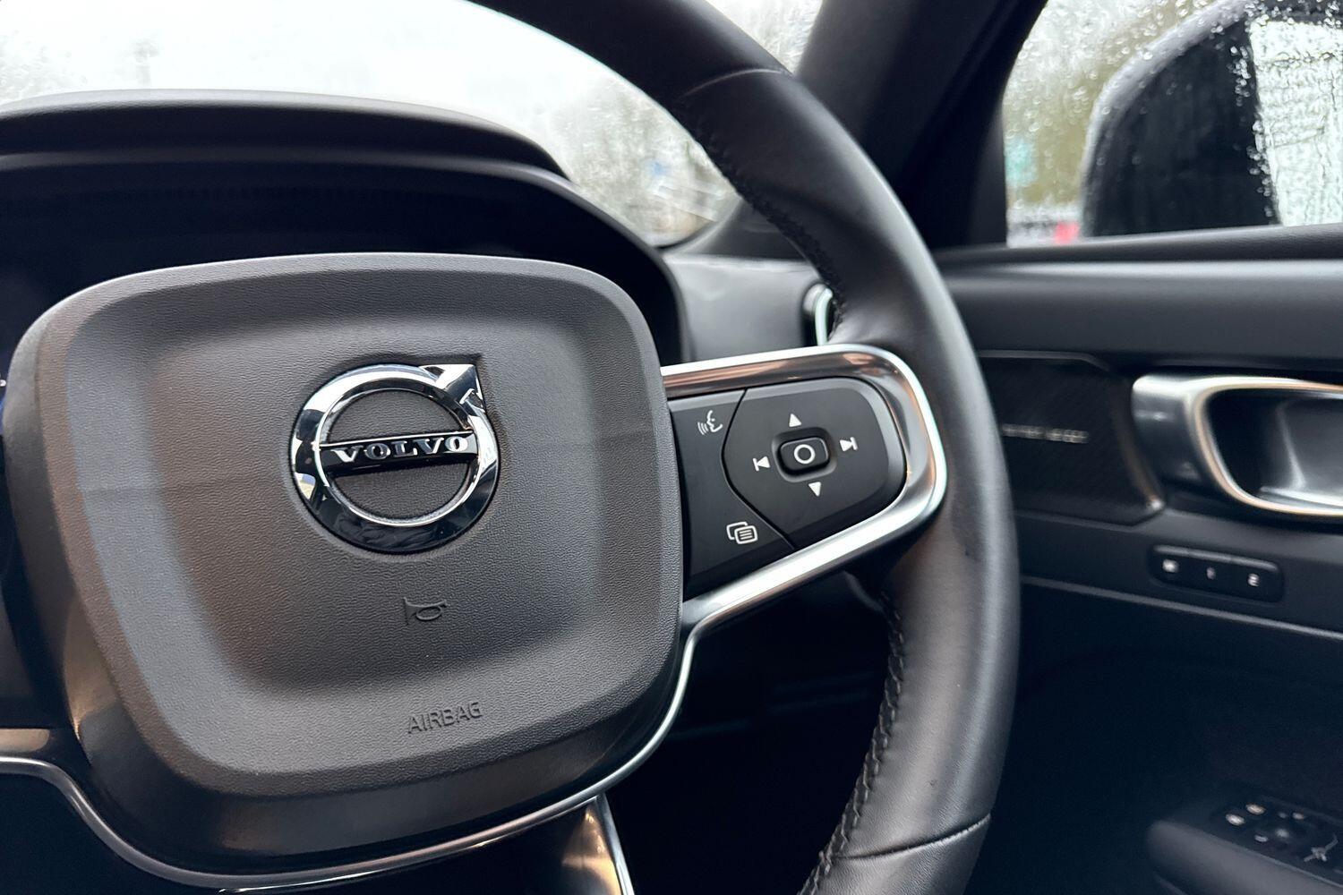 Used Volvo XC40 for sale - 77424823: Photo 37