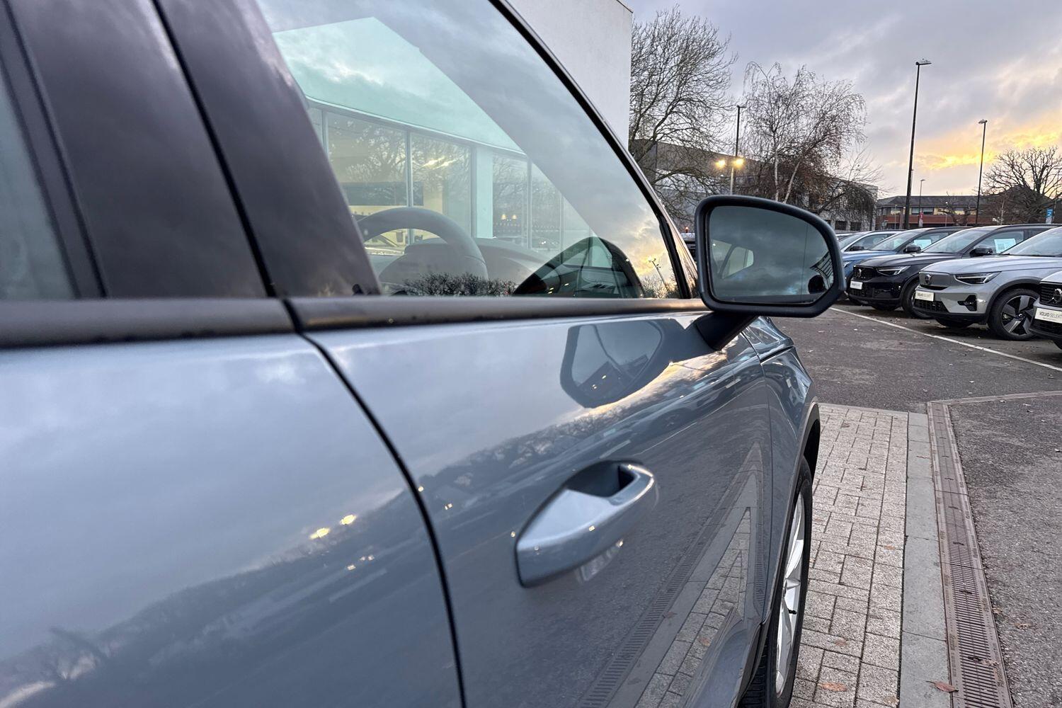 Used Volvo XC40 2023 for sale - 76965021: Photo 17