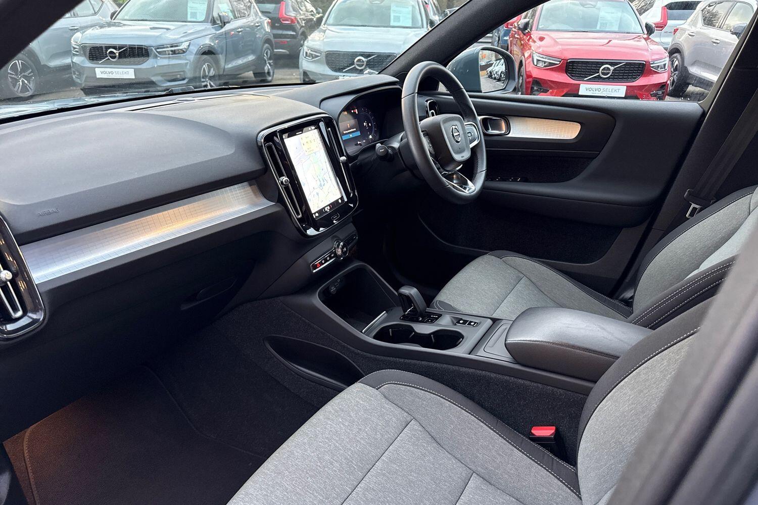 Used Volvo XC40 2023 for sale - 76965021: Photo 27